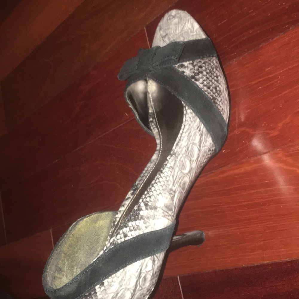 Snakeskin Peephole Silletoe